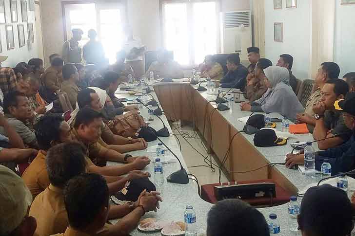 Aksi Damai Pada Pemekaran Kecamatan Kute di Kabupaten Anambas