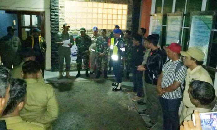 Razia-Miras,-Petugas-Malah-Temukan-Pasangan-Mesum Sejumlah petugas keamanan melakukan pengawasan, pemeriksaan atau Razia, kesejumlah tempat hiburan malam, hotel dan Karoke di Tarempak, Anambas.