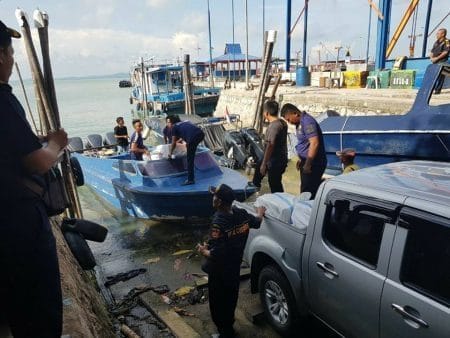 Ribuan Batang Rokok dan Ratusan Miras Diamankan DJBC Khusus Kepri, Speedboat Tanpa Nama Diamankan di Perairan Kecamatan Durai