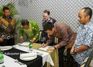 Bupati Kepulauan Anambas Abdul Haris, melakukan penandatanganan MOU (Nota Kesepahaman) Pemerintah Daerah Kabupaten Kepulauan dengan PT Super Sistem Ultima (SSU) di Jakarta
