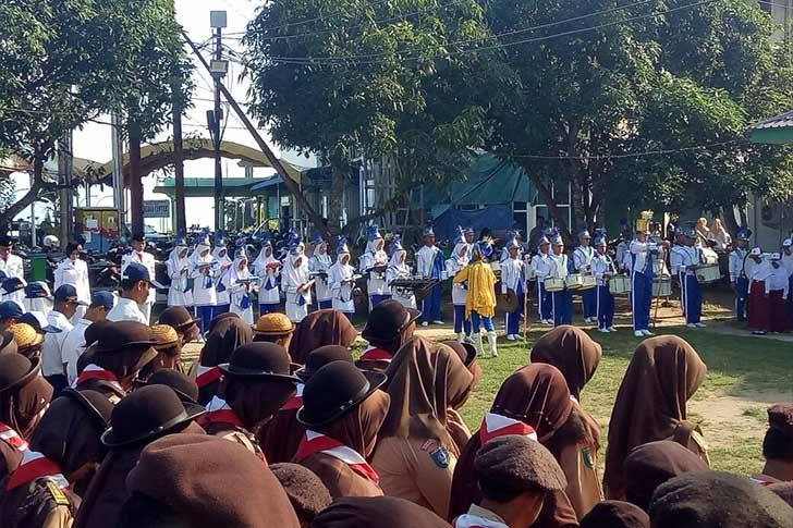 Apel peringatan hari Pendidikan Nasional 2 Mei di Halaman Kantor Bupati Kepulauan Anambas