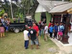 Diduga Mengantuk, Mobil Pick up Tabrak Rumah Warga di KM 9, Hingga Jebol (2)