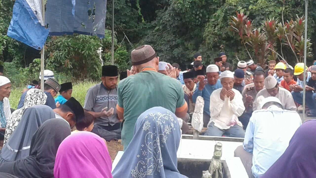 Pekerja Batu Granit di Karimun Tewas Keseterum