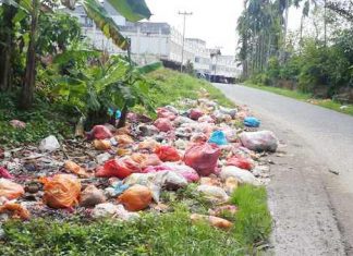 Sampah di Jalan Tanjungbatu Kota, Sabtu (25/08/18).