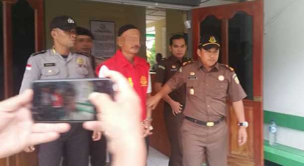 Tersangka kasus korupsi pembangunan pasar Payaklaman, KKA