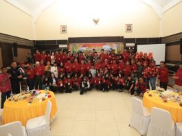 Acara malam amal sekaligus menutup secara resmi penggalangan dana untuk bencana Lombok-NTB, di gedung Nasional Tanjungbalai Karimun, Ahad (16/09/18).