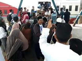 Jemaah-Haji-Yang-Tiba-di-Kundur-dan-Karimun