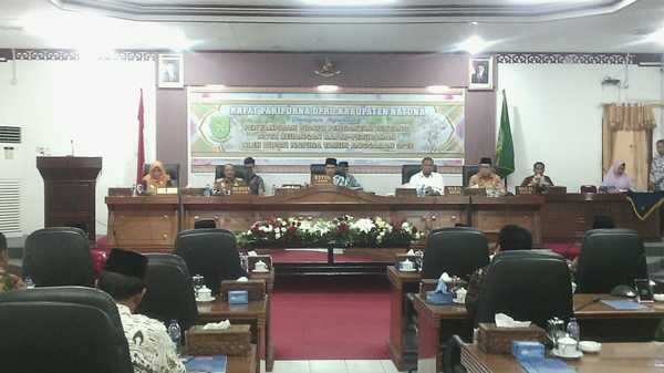 Rapat Paripurna Dprd Natuna Tentang Nota Keuangan RAPBD-P Tahun 2018