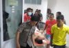 Korban penikaman di Puskesmas Tanjungbatu, saat hendak dirujuk ke RSUD M Sani Karimun, Senin (/24/09/18).