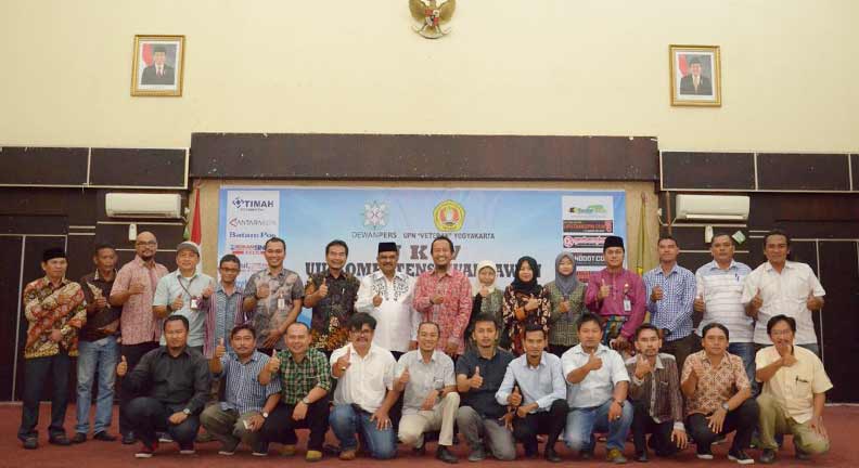 Tim Penguji Apresiasi Peserta UKW Kabupaten Karimun Tim Penguji Apresiasi Peserta UKW Kabupaten Karimun