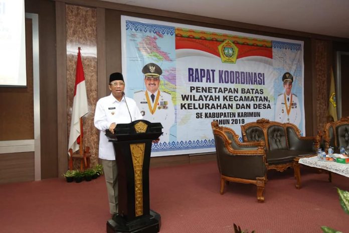 Wabup Karimun Anwar Hasyim membuka kegiatan rakor penetapan batas wilayah Kecamatan, Kelurahan dan Desa di Gedung Nilam Sari Kantor Bupati, Rabu (27/2).