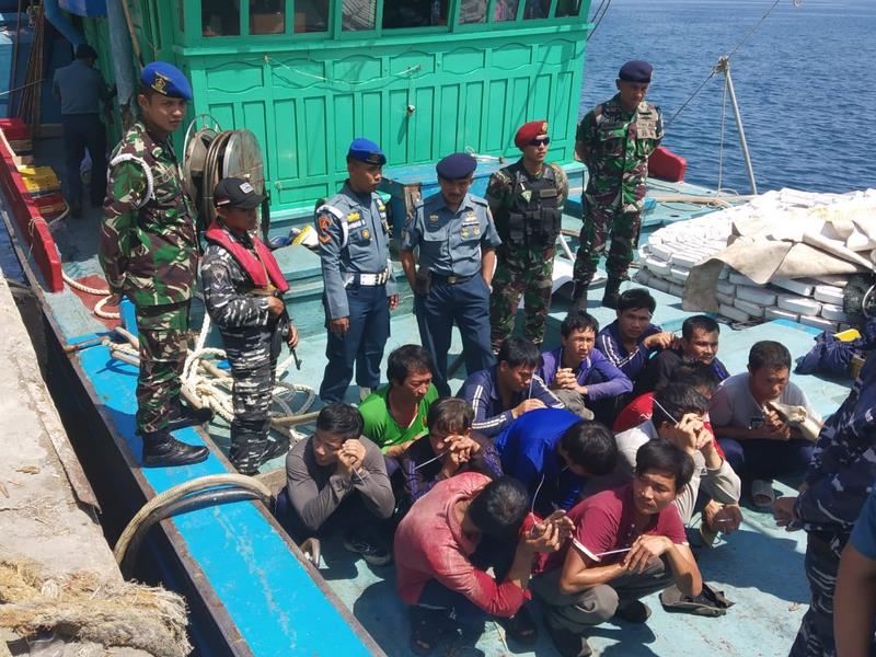 Serah terima tangkapan illegal fishing