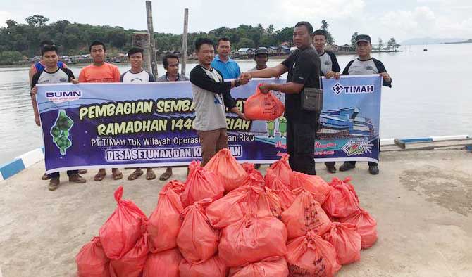 Penyerahan Bantuan Ribuan Paket Sembako Menjelang Idul Fitri 1440 H