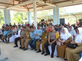 Meninjau Pelaksanaan program TNI Manunggal Membangun Desa