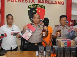 Konfrensi Pers, OTT Satreskrim Polresta Barelang, Senin (30/07/19).