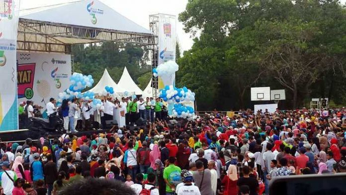 Pesta rakyat, Hari Ulang Tahun (HUT) PT Timah Tbk, di panggung lapangan terbuka komplek PT Timah Kundur, di Prayun, Ahad (04/08/2019).