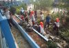 Gotong royong di Pelabuhan Tanjungbatu