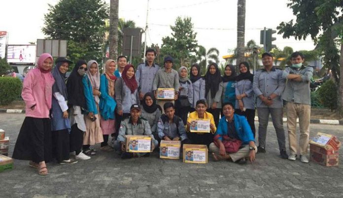 Mahasiswa-Kepri-Galang-Dana-Perobatan-Penderita-Kangker-Ganas,-Hingga-Rp-7-juta Mahasiswa-Kepri-Galang-Dana-Perobatan-Penderita-Kangker-Ganas,-Hingga-Rp-7-juta