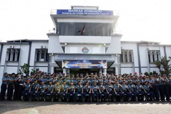 Prajurit TNI AL