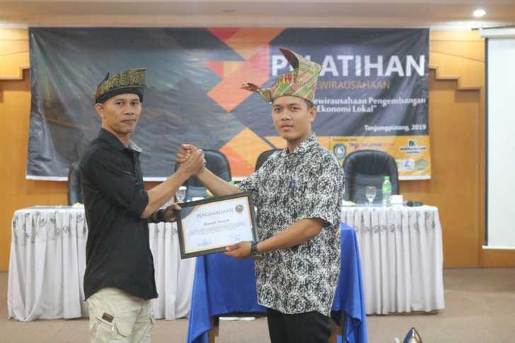 Pelatihan Kewirausahaan di Aula Hotel Pelangi Kota Tanjungpinang, Sabtu 05-10-19.