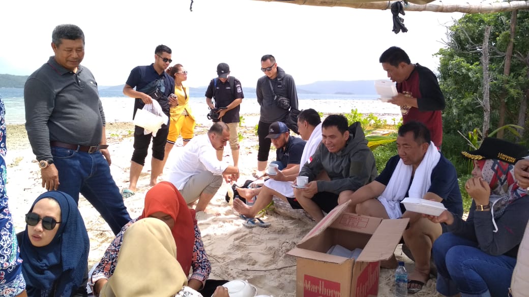 Rombongan IKAL Lihat Indahnya Pesona Pantai dan Bawah Laut Anambas Rombongan IKAL Lihat Indahnya Pesona Pantai dan Bawah Laut Anambas