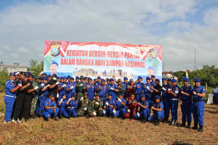 Memperingati HPSN Tahun 2020 Dit Polairud Polda Kepri Tanam Ribuan Pohon Mangrove