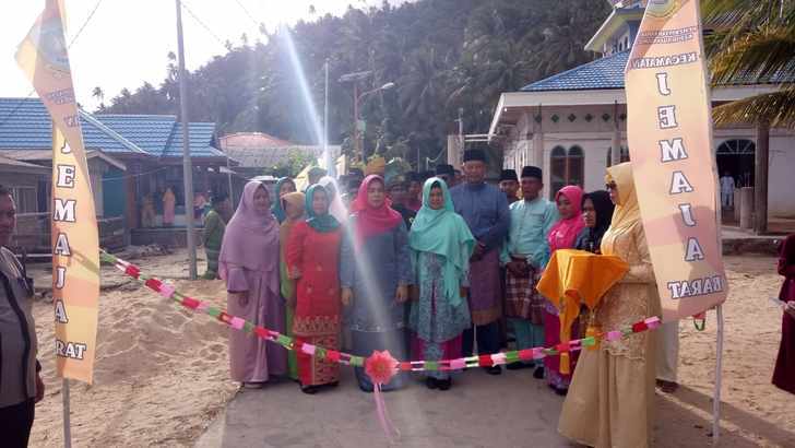 Bupati Abdul Haris Meresmikan MTQ Kecamatan Jemaja Barat Di Desa Impul