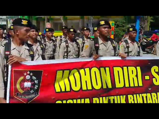 Sejumlah Anggota DPRD Karimun Lepas Kirab Diktuk Bintara Polri TA 2019-2020