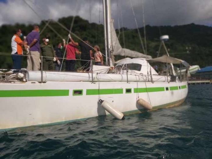 Kapal Yath Dilarang masuk ke perairan Anambas Kapal Yath Dilarang masuk ke perairan Anambas