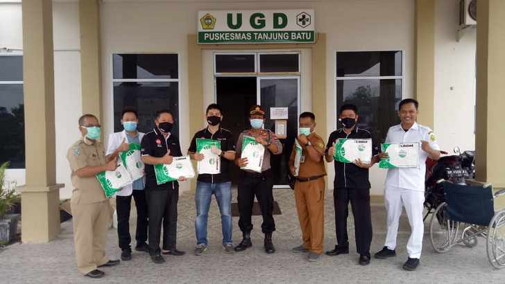 Barisan Muda Tionghoa Indonesia Cabang Kundur, Serahkan Bantuan APD Ke Puskesmas Tanjungbatu Barisan Muda Tionghoa Indonesia Cabang Kundur, Serahkan Bantuan APD Ke Puskesmas Tanjungbatu