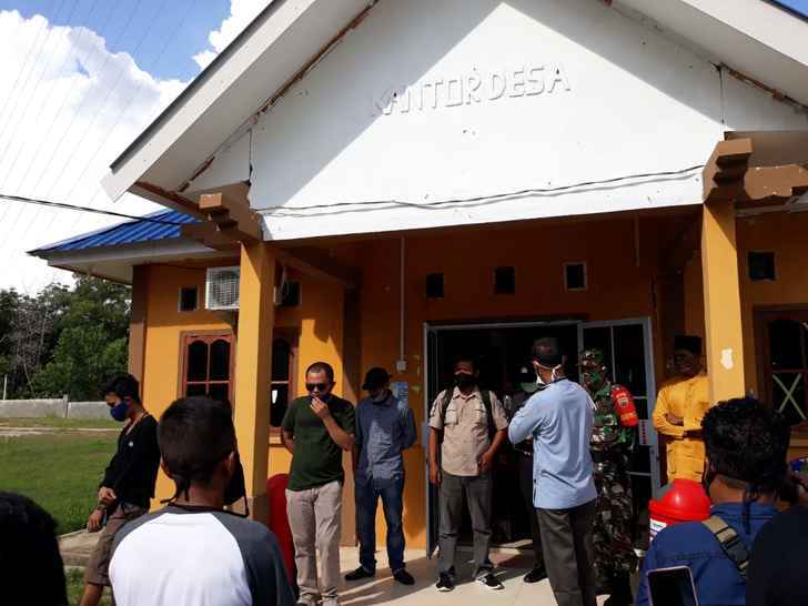 Audensi Minta Desa Gemuruh Transfaran Dalam BLT DD Audensi Minta Desa Gemuruh Transfaran Dalam BLT DD