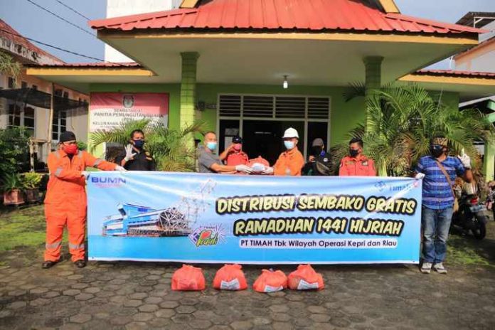 PT Timah serahkan paket sembako di Kelurahan Tanjungbatu Kota