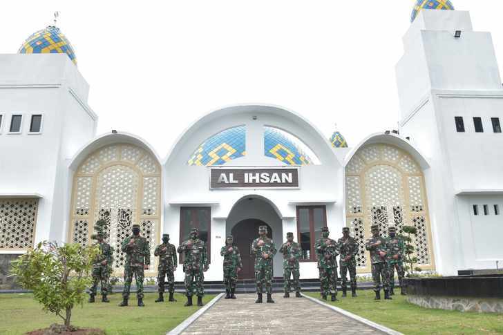 KASAL Meresmikan Masjid Al-Ihsan Komplek Satuan Koarmada I Tanjung Uban