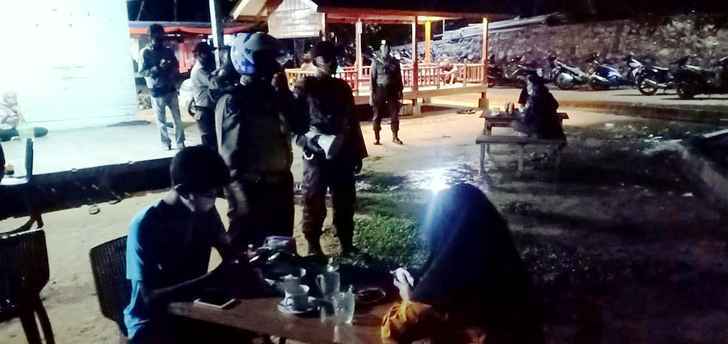 Mendukung Normal Baru, Polres Kepulauan Anambas Bersama Personel Koramil Tarempa Tingkatkan Patroli Mendukung Normal Baru, Polres Kepulauan Anambas Bersama Personel Koramil Tarempa Tingkatkan Patroli