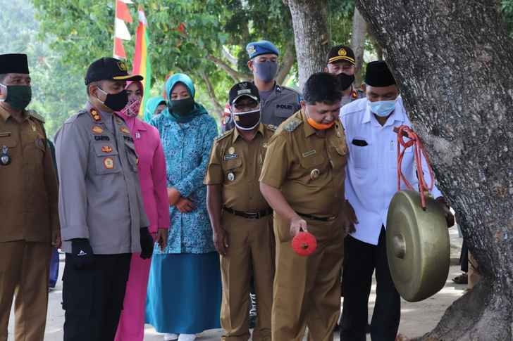 Wakil Bupati KKA saat resmikan Kampung Tangguh Nusantara