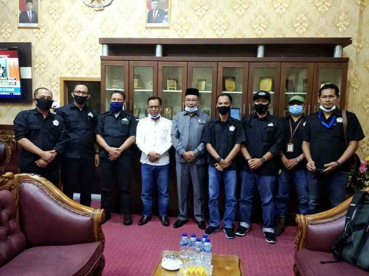 Sinergitas Ikatan Karyawan Timah (IKT) yang Baru Dibentuk Dalam Eksistensi PT Timah Kedepan Sinergitas Ikatan Karyawan Timah (IKT) yang Baru Dibentuk Dalam Eksistensi PT Timah Kedepan
