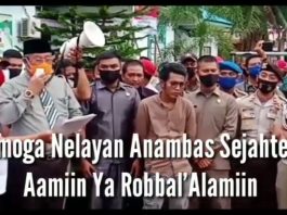 Bupati KKA, Abdul Haris saat membacakan surat pernyataan yang akan dilayangkan ke kementerian