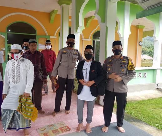 Meningkatkannya Ukhwah Islamiyah Personel Polsek Palmatak Lakukan Jumat Keliling Meningkatkannya Ukhwah Islamiyah Personel Polsek Palmatak Lakukan Jumat Keliling