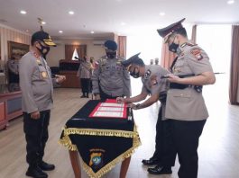 Kapolda Kepri Pimpin Serah Terima Jabatan Kapolres Tanjung Pinang Dan Kapolres Lingga, Selasa (201020)