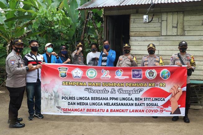 Polres Lingga dan Kepemudaan, bagi-bagi sembako dan masker
