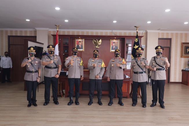 Serah Terima Jabatan Kapolres Tanjung Pinang Dan Kapolres Lingga Polda Kepri