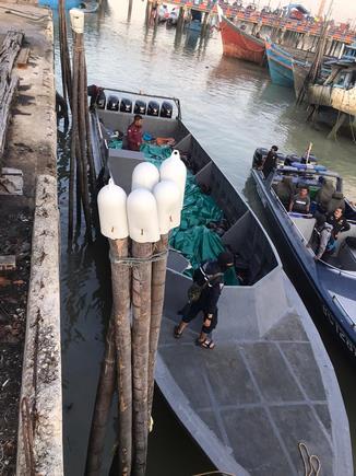Speedboat high speed yang digunakan pelaku saat aksi penyeludupan miras