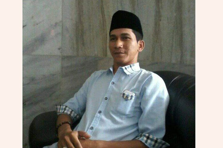 Jakarta ada KAMI di Lingga Juga ada KAMAL Jakarta ada KAMI di Lingga Juga ada KAMAL