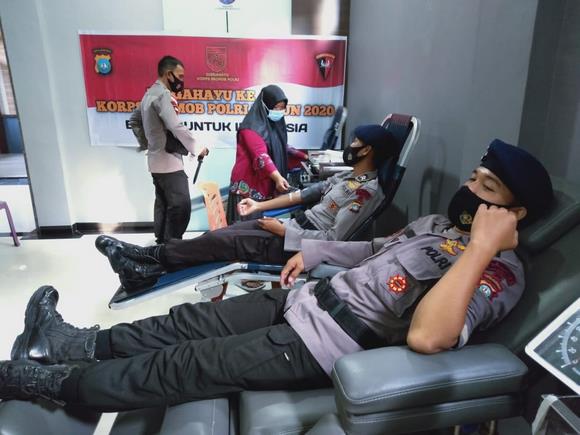 Dirgahayu Korps Brimob Polri Ke-75 Tahun 2020, Sat Brimob Polda Kepri Gelar Donor Darah Dirgahayu Korps Brimob Polri Ke-75 Tahun 2020, Sat Brimob Polda Kepri Gelar Donor Darah