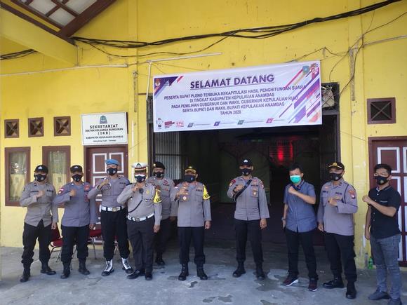 Kapolres Kepulauan Anambas Pimpin Pengamanan Rapat Pleno Terbuka Rekapitulasi Penghitungan Suara Tingkat Kabupaten Pilkada Tahun 2020