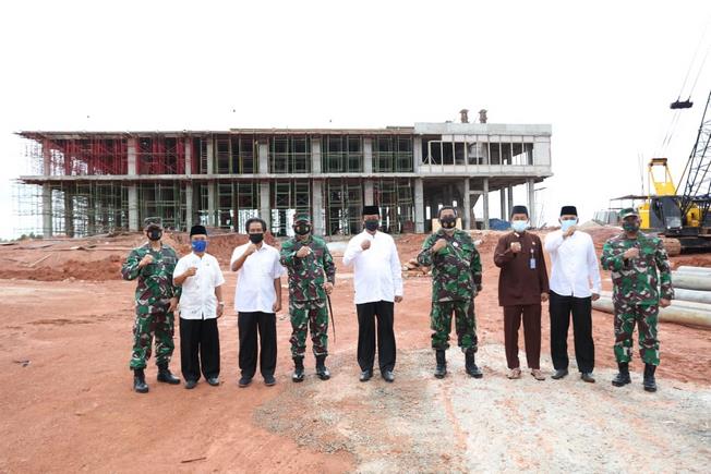 Pangkogabwilhan I Dan Gubernur Kepri Meninjau Pembangunan Makogabwilhan I Di Dompak