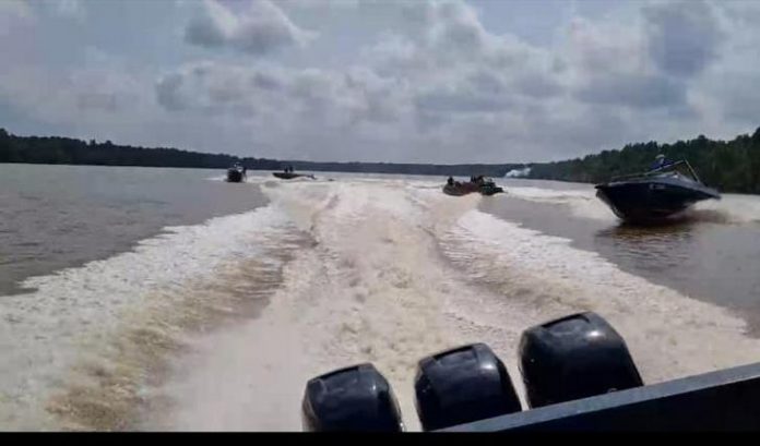 Aksi Pengejaran boat mapia penyeludup