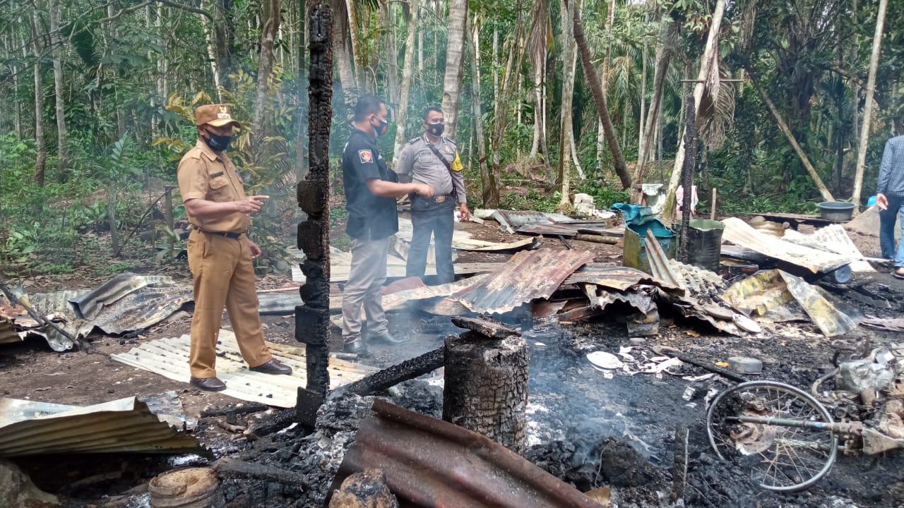 Rumah dan 1 Unit Motor di Kempas Inhil Hangus Terbakar