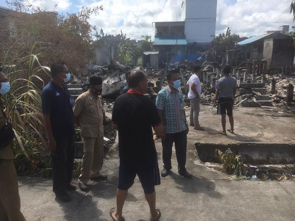 PT Pulau Sambu Group Serahkan Bantuan Korban Kebakaran