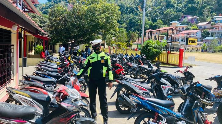 Polres Anambas Tertibkan Kenderaan Roda Dua Guna Mendukung Program Presisi Kapolri